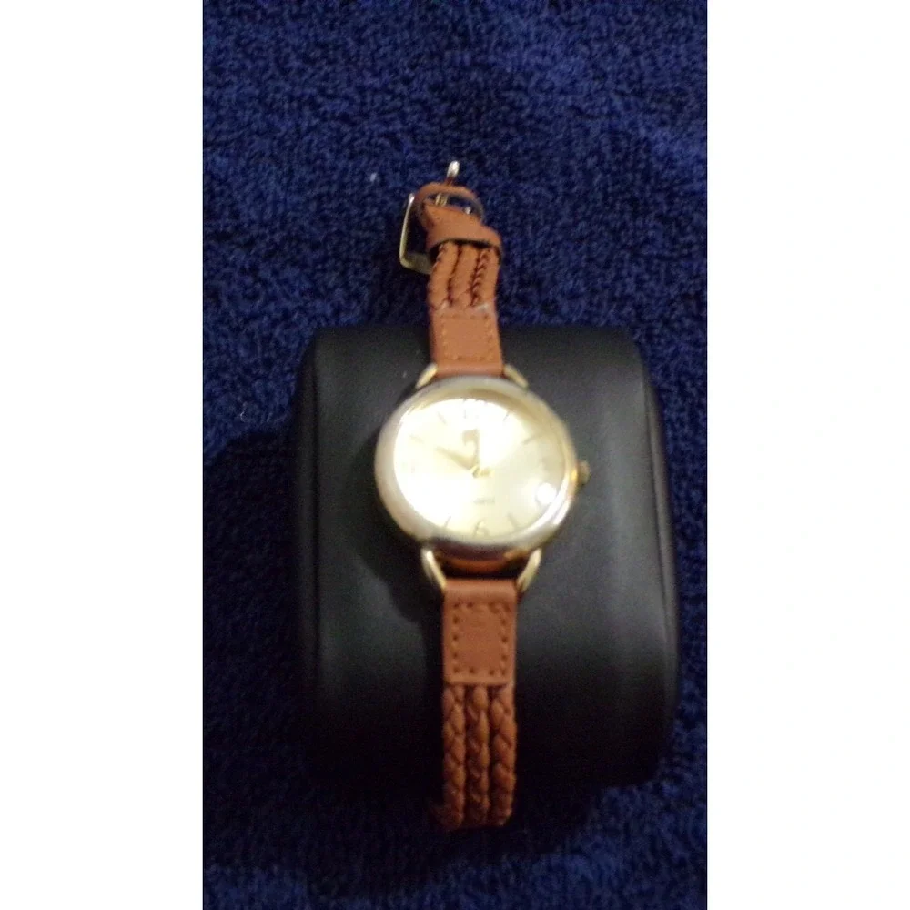 Francesca's‎ Collection Leather Band Quartz Watch